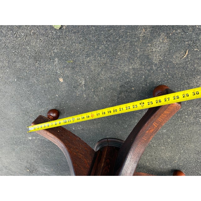 Antique Art & Craft Regency Style Tiger Oak Extendsion Round Dining Table With 4 Leaves For Sale - Image 9 of 18