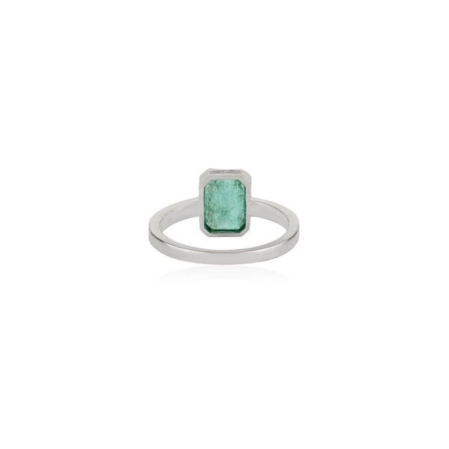 Green Natural Emerald Bezel Set Solitaire Ring in 925 Sterling Silver - Size 7 For Sale - Image 8 of 12