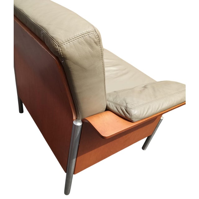 Mid-Century Modern Keilhauer MCM Chair a Masterclass in Material Harmony, Seamlessly Blending Classic Luxury/ Industrial Edge. For Sale - Image 3 of 12