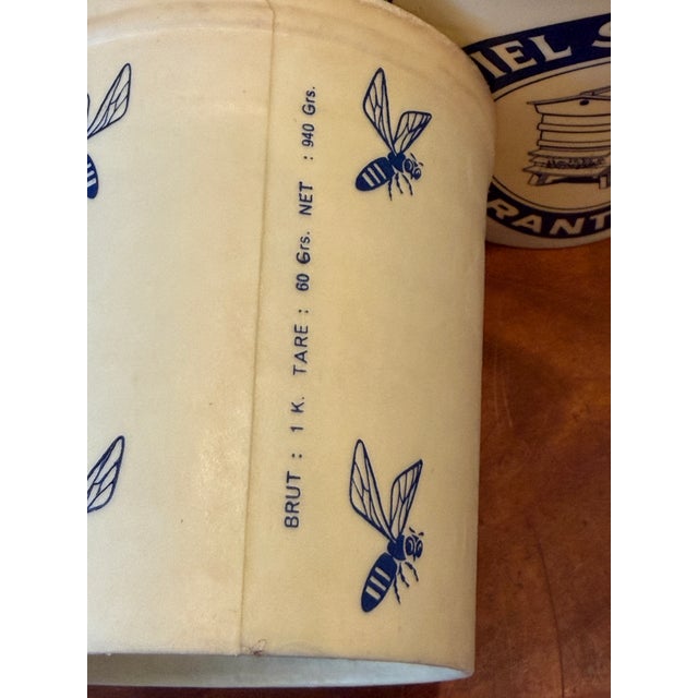 1970s French "Miel Surfin" Wax-Coated Honey Pots – Set of 4 – New Old Stock – Blue & Cream Beehive Containers For Sale In Boston - Image 6 of 13
