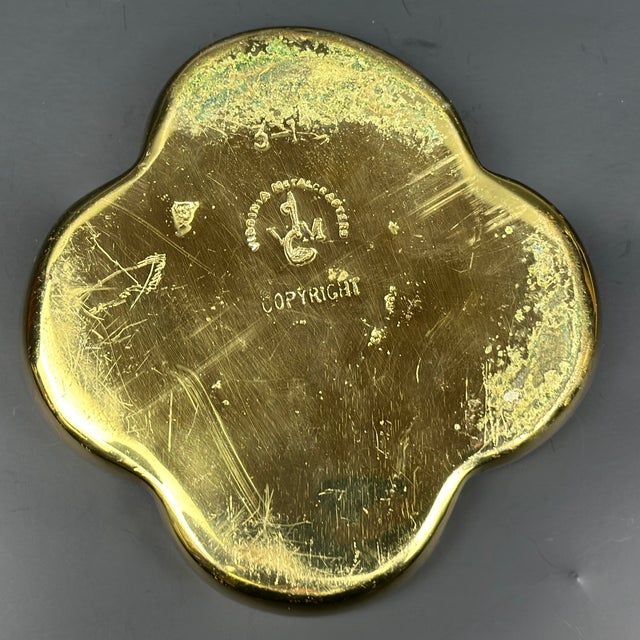 Metal Mid-Century Virginia Metalcrafters Heavy Brass Fox Dish Paperweight or Ashtray For Sale - Image 7 of 10