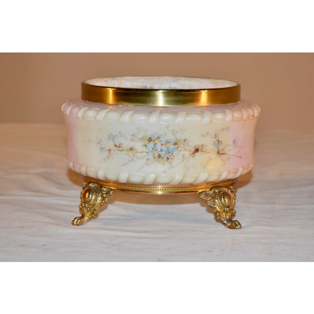 Wave Crest Glass Ferner, Ca 1900 For Sale In Greensboro - Image 6 of 12