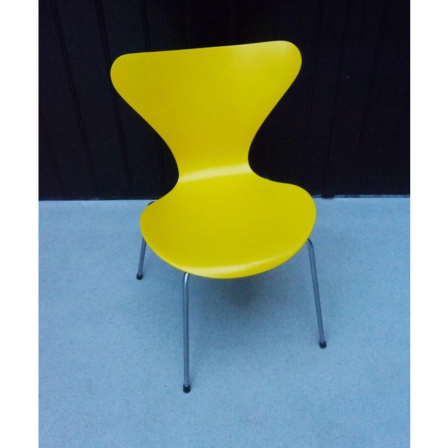 Mod. 3107 Chair in Yellow by Arne Jacobsen for Fritz Hansen, 1960 For Sale - Image 6 of 6