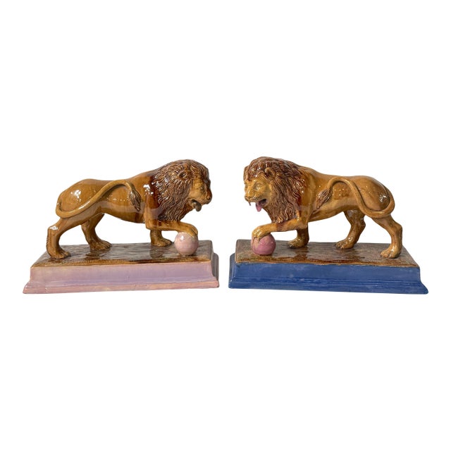 Rare Pair of Ralph Wood Staffordshire Medici Lions in Pink and Blue Bases For Sale