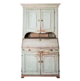 Example of Mid-Century Modern Desks