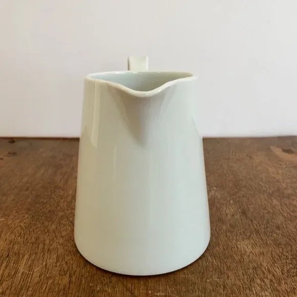 Vintage Fairwood-Schonwald Germany Mid-Century Modern Sugar and Creamer Set - a Pair For Sale - Image 10 of 13