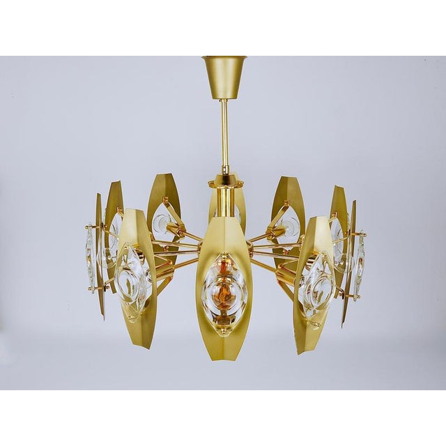25 Brass Chandelier with Optical Prism Lenses by Oscar Torlasco, 1970s For Sale - Image 15 of 17