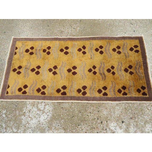 Galerie Shabab Collection Mid-20th Century Turkish Art Deco Throw Rug For Sale - Image 4 of 7