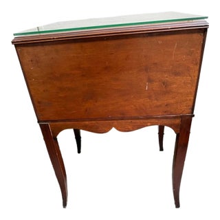 Vintage Hepplewhite Style Bow-Front Two Drawer Nightstand With Glass Top For Sale