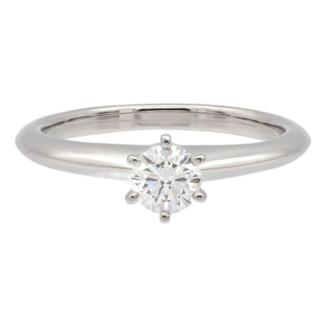 Tiffany & Co. Platinum .28 Ct I Vvs1 Round Diamond Solitaire Engagement Ring, Size 4 For Sale