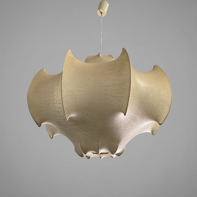 Italian Cocoon Chandelier Viscontea by Achille and Pier Giacomo Castiglioni for Flos, 1960s For Sale - Image 15 of 15