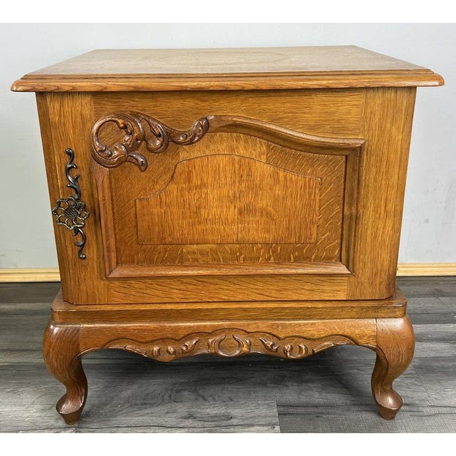 Vintage French Louis XVI Style Nightstands, Set of 2 For Sale - Image 10 of 10