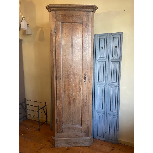 French Corner Cupboard in Walnut and Oak, 19th Century For Sale - Image 18 of 18