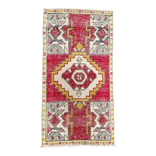 Turkish Yastik Rug 1'7" x 3' For Sale