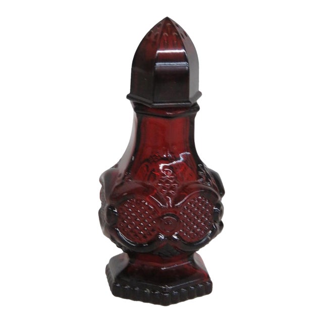 Avon 1876 Cape Cod Collection Ruby Red Glass Salt or Pepper Shaker Single For Sale