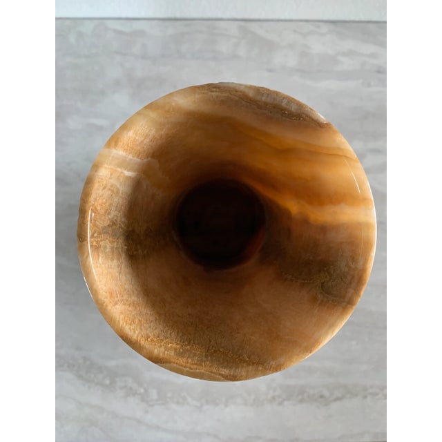 Mid 20th Century Vintage Neutral Onyx Marble Vase For Sale - Image 5 of 11