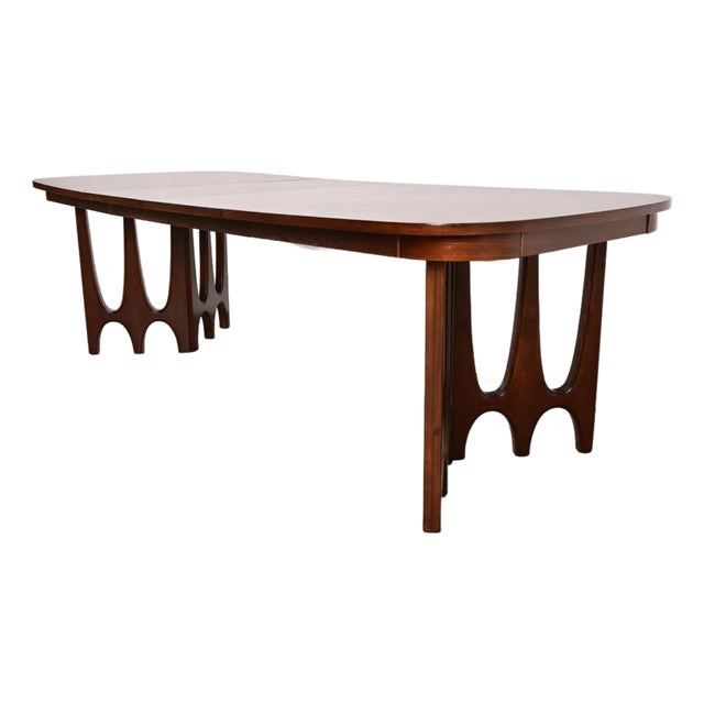 Broyhill Brasilia Mid-Century Modern Sculpted Walnut Extension Dining Table, Newly Refinished For Sale