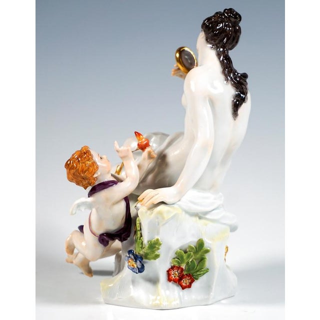 Venus and Cupid Mythological Group attributed to J.F. Eberlein for Meissen, 1900s For Sale - Image 4 of 8