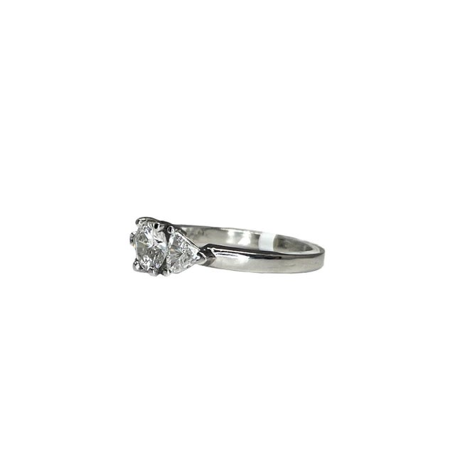 Modern 0.73 Ct Diamond Ring Size 5.75 For Sale - Image 3 of 5