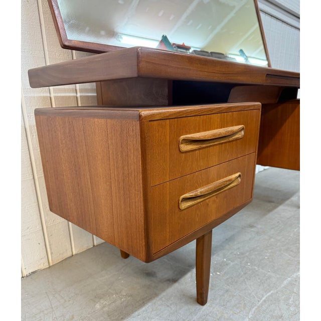 Mid-Century Danish Modern G-Plan Teak Vanity For Sale In Philadelphia - Image 6 of 13