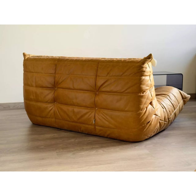 Designer : Michel Ducaroy Dimensions : H70 x W131 x D102 Color : beige Material : leather Style : design Magnificent Togo...