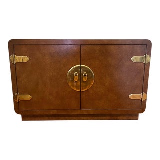 1970s Mastercraft Hollywood Regency Hallway Cabinet For Sale