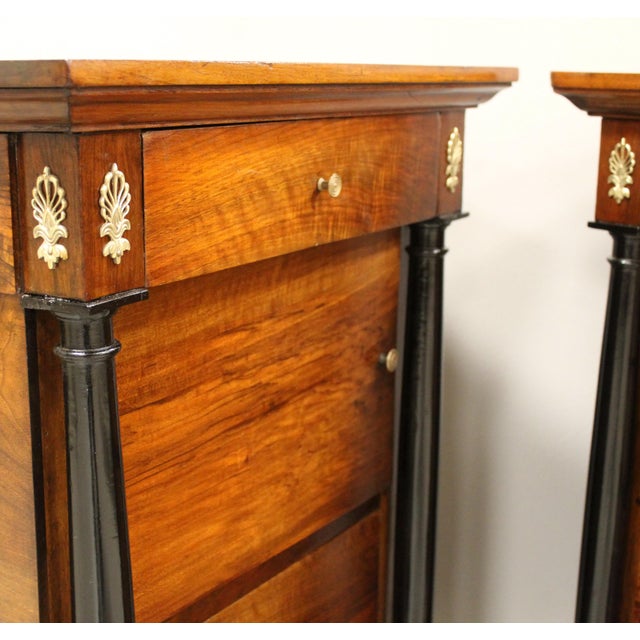 Italian Empire Bedside Tables in Walnut, 1800s, Set of 2 For Sale - Image 11 of 12