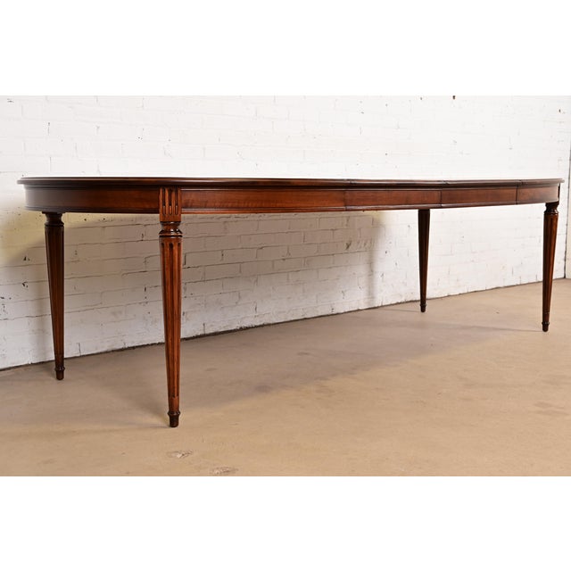 1960s Henredon French Regency Louis XVI Walnut Extension Dining Table, Newly Refinished For Sale - Image 5 of 15