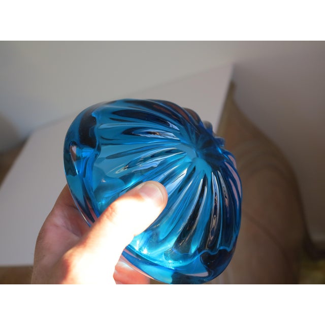 Mid Century Bright Blue Murano Glass Bowl With Starburst Ribbing For Sale In New York - Image 6 of 10