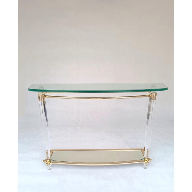 Hollywood Regency Console Table in Acrylic and Glass with Gold Metal, 1980s For Sale - Image 3 of 10