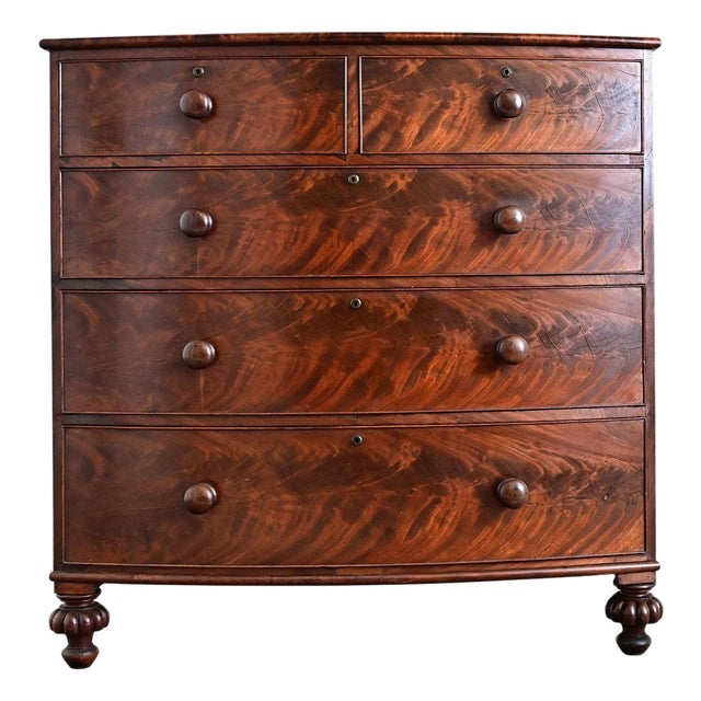English 19th Century Mahogany Bowfront Chest of Drawers For Sale