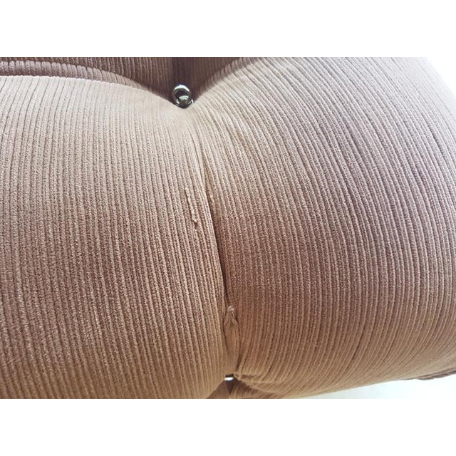 Modular Camaleonda Armchairs and Ottoman in Brown Corduroy by Mario Bellini for C&b Italia, 1970s, Set of 8 For Sale - Image 15 of 18