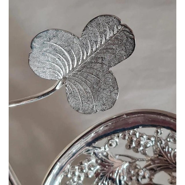 Metal Antique Chinese Export Silver Trefoil Dish from Wang Hing & Co, 1890 For Sale - Image 7 of 12