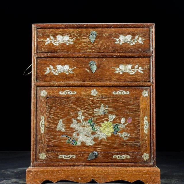Brown Vintage Rosewood Jewelry / Vanity Chest With Mother-of-Pearl Bird-and-Flower Inlay For Sale - Image 8 of 8