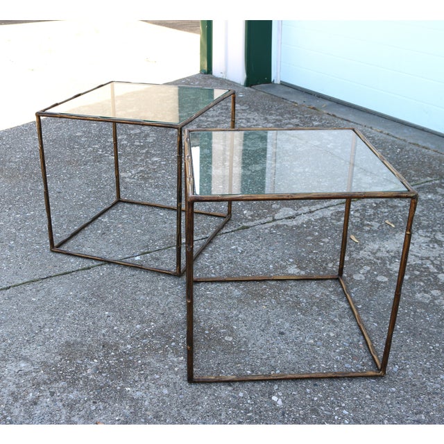 Hollywood Regency French 1970s Pair of Side/Drink Tables in Glass Cube and Gold Metal Bamboo Styled After Maison Baguès For Sale - Image 3 of 7