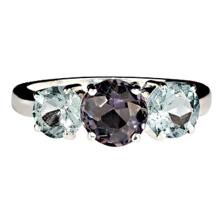 Classic Three Stone Blue Tourmaline Ring Size 8 For Sale