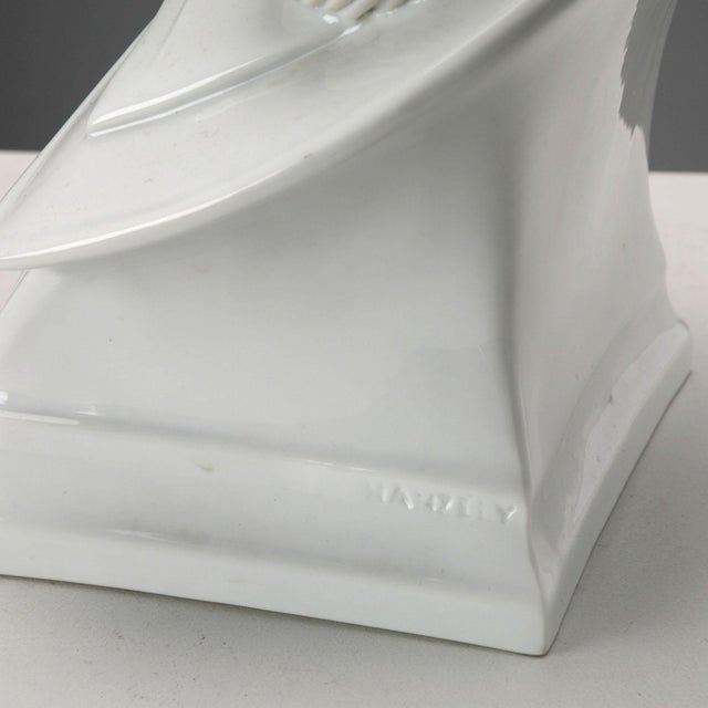 Herend, Bust of William Shakespeare, Porcelain For Sale - Image 9 of 13