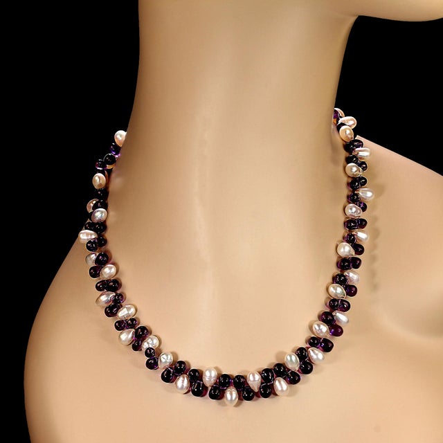 Traditional Ajd 18 Inch Tear Drop White Pearls and Tear Drop Amethyst Necklace For Sale - Image 3 of 6