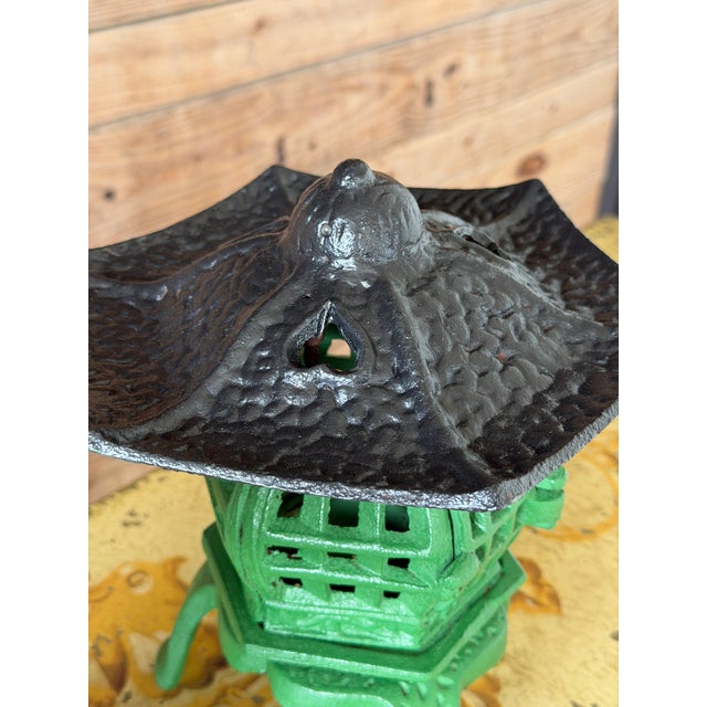 Bottle Green Pair of Vintage Regency Painted Cast Iron Pagoda Garden Lanterns For Sale - Image 8 of 12