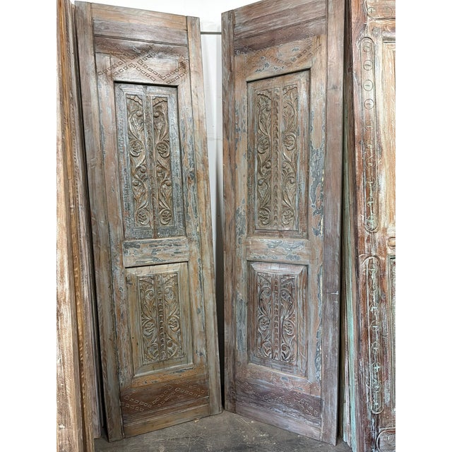 1920s Antique Hand-Carved Wood Sliding Barn Doors – Distressed Gray Floral Panels 96x27 For Sale - Image 5 of 6