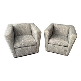 Lee Industries Modern Swivel Club Chairs, Set of 2 For Sale