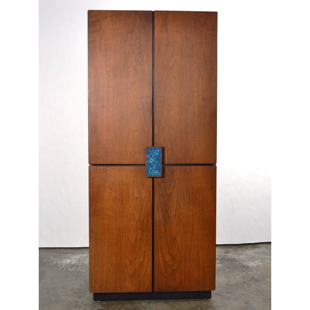 Mid 20th Century Richard Thompson Stereo Cabinet / Bar by Glenn of California For Sale - Image 5 of 10