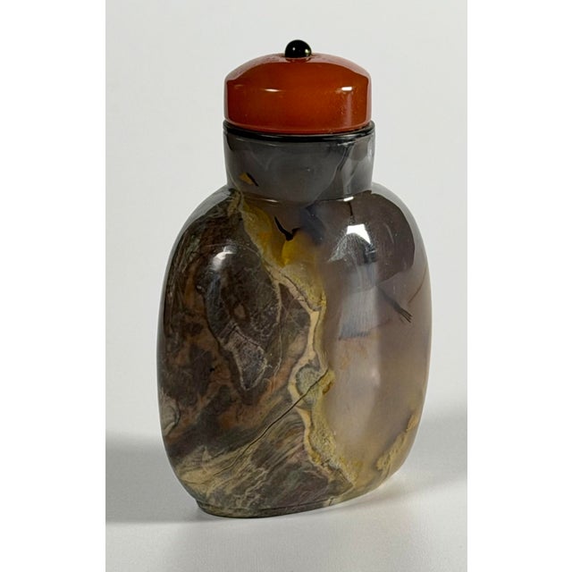 • Material: Natural chalcedony agate; features distinct, dense "macaroni" structural tube formations and prominent...