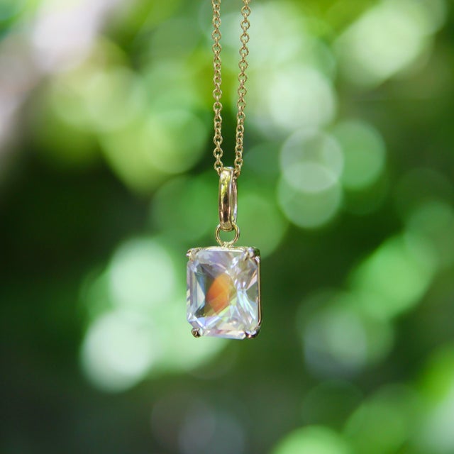 14k Gold Rainbow Moonstone Pendant For Sale - Image 9 of 11
