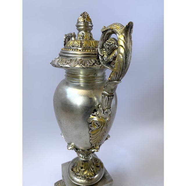 Classical Roman Mid 20th Century Silver-Finished Bronze Lidded Urn – 24" For Sale - Image 3 of 10