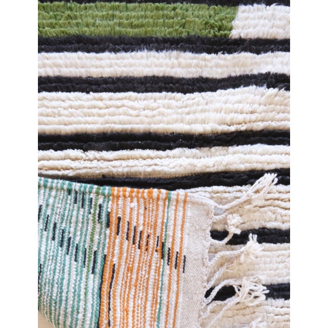 Ivory Modern Hallway Rug - 12.1 X 4.2 Ft For Sale - Image 8 of 8