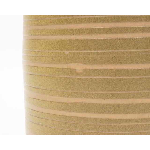 Vintage Mid Century M234 Ceramic Table Lamp by Jane & Gordon Martz For Sale In Los Angeles - Image 6 of 8