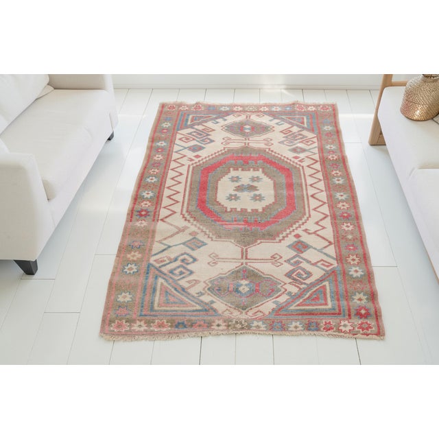 Textile 1960s Eclectic Living Room or Kitchen Rug For Sale - Image 7 of 10