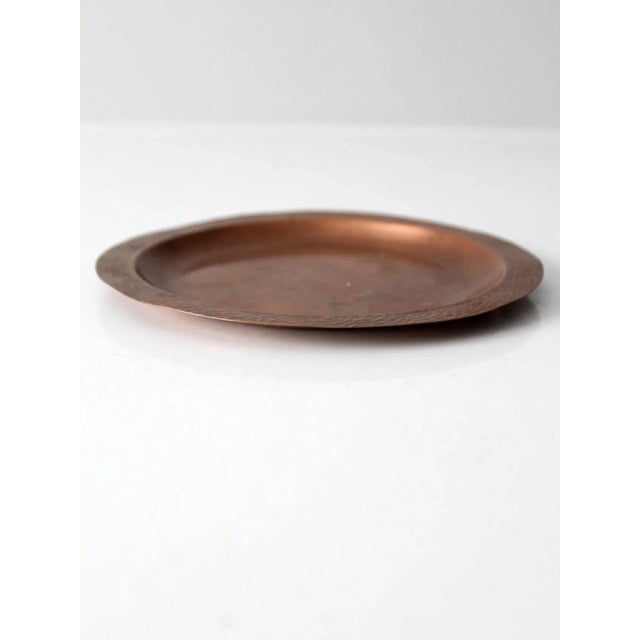 Antique Arts & Crafts Hand-Hammered Copper Plate For Sale - Image 4 of 9