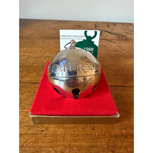 Late 20th Century Vintage Wallace Silver Plated Christmas Sleigh Bell, Dated 1988. For Sale - Image 5 of 6